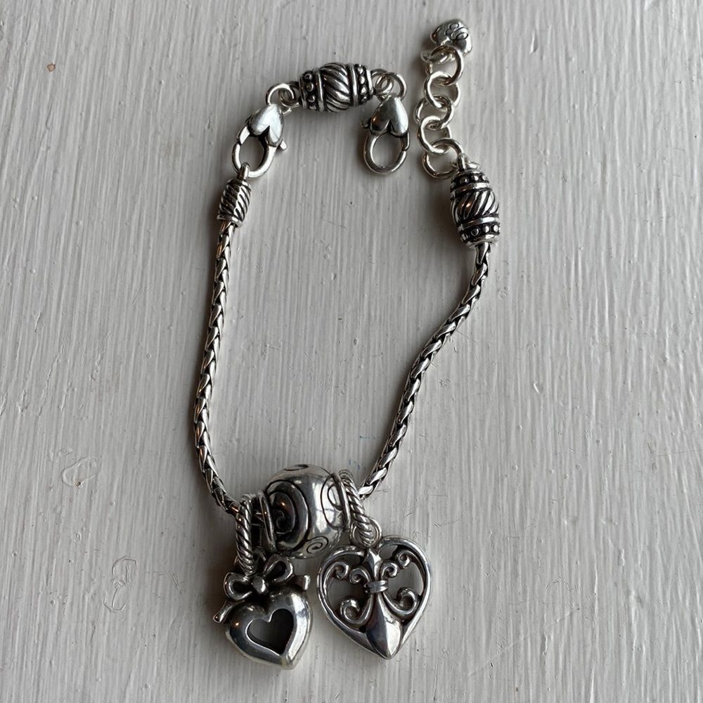BRIGHTON contemporary silver‎ hearts and Fleur De Lis charm bracelet